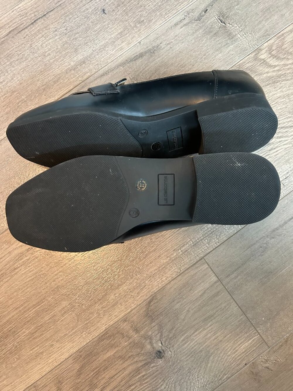 NWOT Liz Claiborne Jansey black loafer, size 9M - Picture 3 of 4